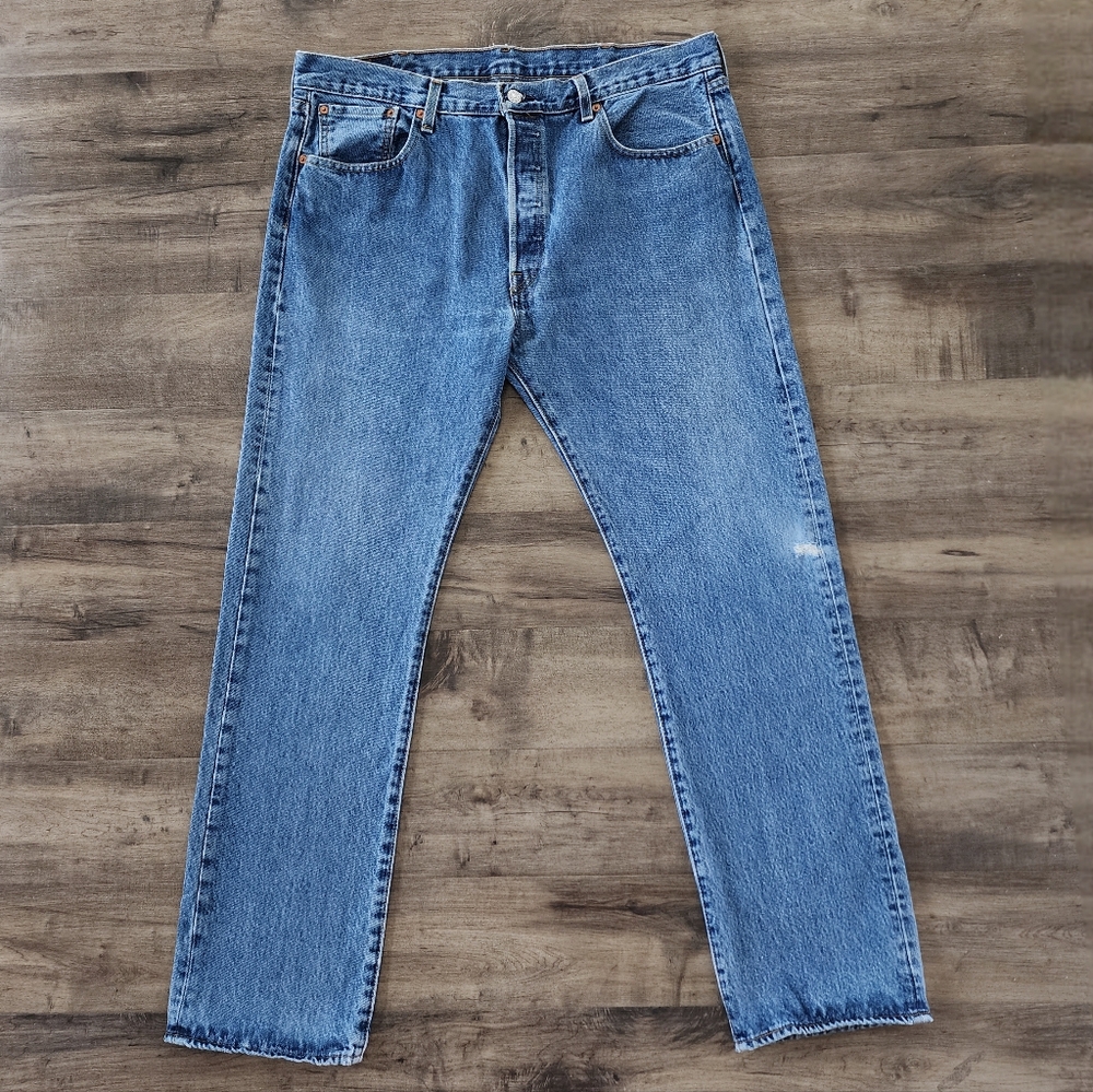 Levi's 501 Original Fit Straight Leg Blue Jeans Men's Size 38 - Picture 2 of 15